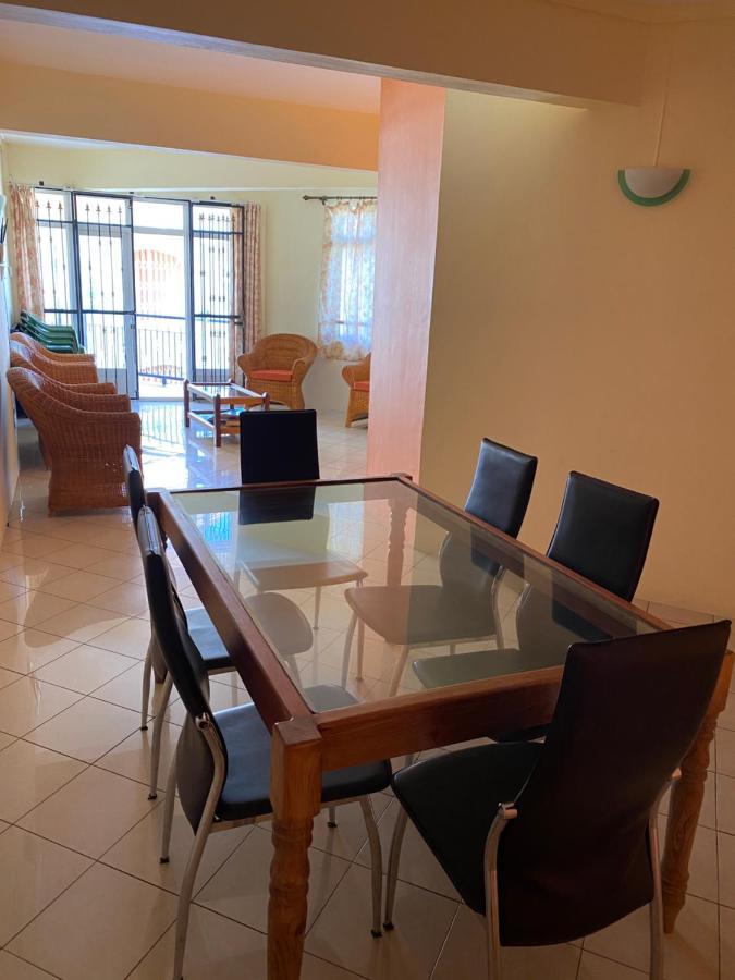 Aadi Appartement *